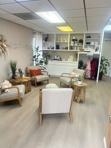 Lobby retail wall